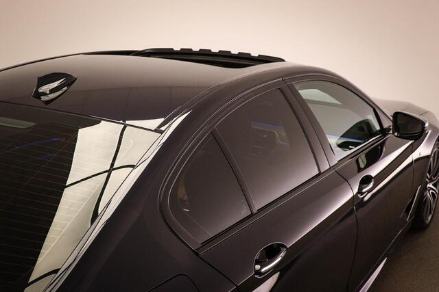 BMW 5-SERIE M550i xDrive High Executive | HEAD UP | SOFTCLOSE | BOWERS & WILIKINS | 20"