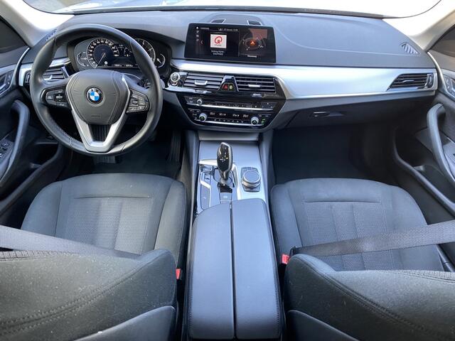 BMW 5-SERIE 520d xD High Exe