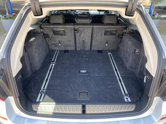 BMW 5-SERIE 520d xD High Exe