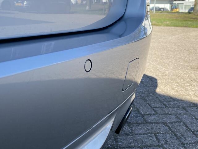 BMW 5-SERIE 520d xD High Exe