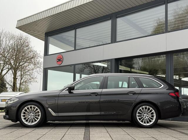 BMW 5-SERIE Touring 530e Aut. High Exe New Model Navi Leder Camera