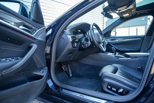 BMW 5-SERIE Touring 530d xDrive High Executive M Pakket Panodak 360 Camera ACC HUD Stuurverw. Stoelkoeling