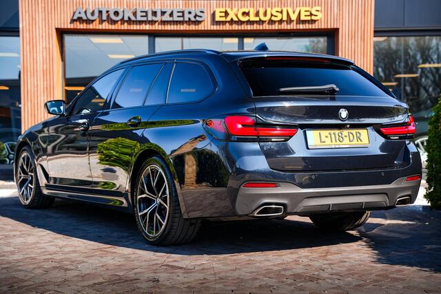 BMW 5-SERIE Touring 530d xDrive High Executive M Pakket Panodak 360 Camera ACC HUD Stuurverw. Stoelkoeling