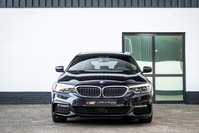 BMW 5-SERIE Touring 540d xDrive M-Sport ACC Panorama 360c HuD Orig NL
