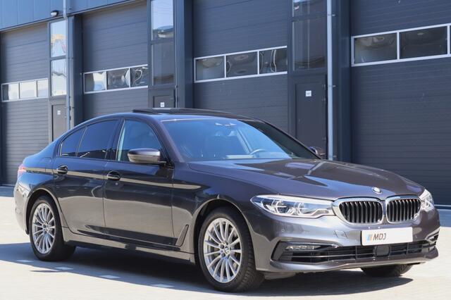 BMW 5-SERIE 540i High Exe Sport Line Open Dak Adaptive LED Dealer OH