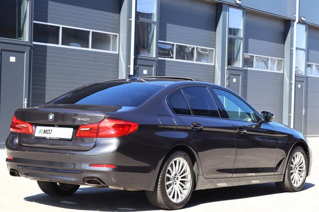 BMW 5-SERIE 540i High Exe Sport Line Open Dak Adaptive LED Dealer OH