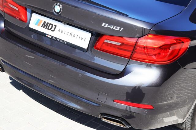 BMW 5-SERIE 540i High Exe Sport Line Open Dak Adaptive LED Dealer OH