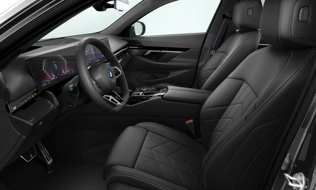 BMW 5-SERIE 530e | M Sport Package Pro | Equipment Package Pro | Travel Package | Comfort Package