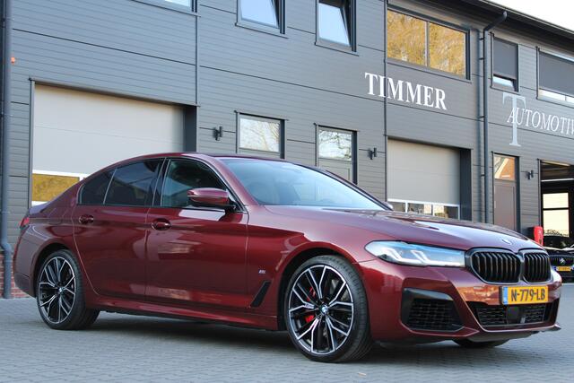 BMW 5-SERIE 540i High Executive M-Sport - Nederlandse BMW - Dealer onderhouden Laserlight - 20 inch - Schuif kanteldak - Adaptive cruise control - Heel veel opties