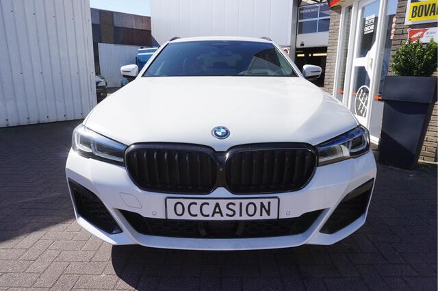 BMW 5-SERIE Touring 530e xDrive High Executive M-Sport Shadowline Automaat