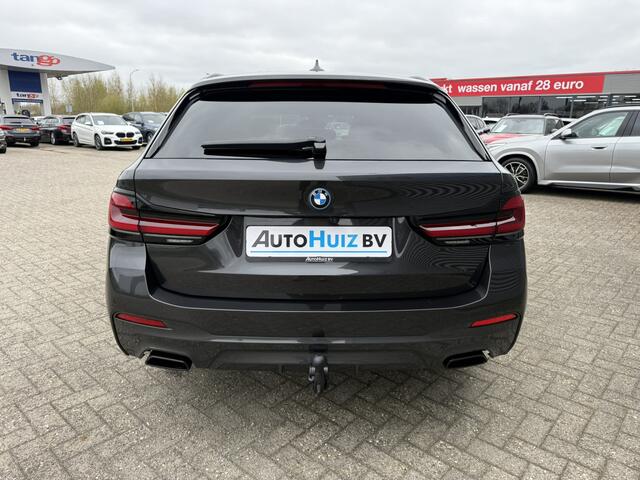 BMW 5-SERIE Touring 530e High Executive M Sport Panoramadak Laser Licht Trekhaak ACC Comfortzetels Carplay Head-Up Display Nappa Leer