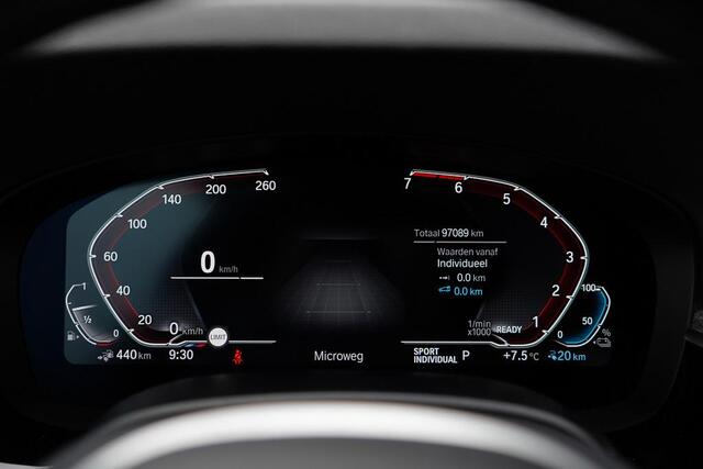 BMW 5-SERIE 530e High Executive / M-Sport / Drive Assist Plus / Stoel-Stuurverwarming