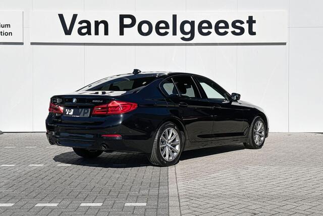 BMW 5-SERIE Sedan 520d xDrive High Executive