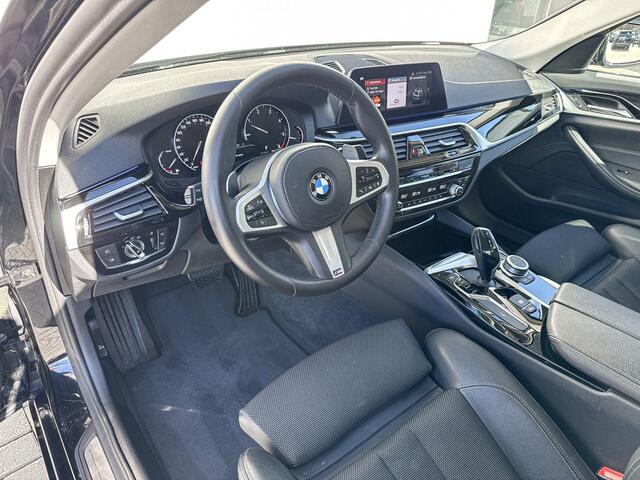 BMW 5-SERIE Sedan 520d xDrive High Executive