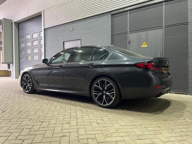 BMW 5-SERIE 530i High Executive Edition | Schuif/kanteldak | Head-Up | ACC | Leder | 360° Camera | 20 Inch