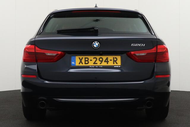 BMW 5-SERIE Touring 520i M-Sport Digi.Dash Camera Trekhaak Memory 18' LMV