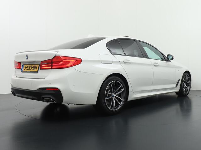 BMW 5-SERIE 520i High Executive Edition M Pakket Leder Schuifdak Memory