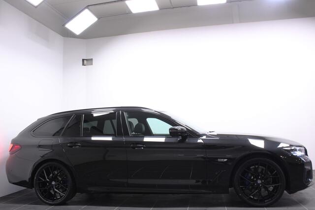 BMW 5-SERIE Touring 530e xDrive M Sport/Pano dak/20 inch/Acc/Leder