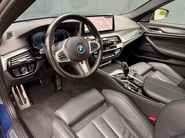 BMW 5-SERIE 545e xDrive M-sport / pano / HUD / tr.hk / H&K