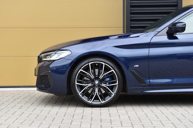 BMW 5-SERIE 530i High Executive * M Sportpakket * Comfortstoelen * Laser * Schuifdak * Live cockpit *