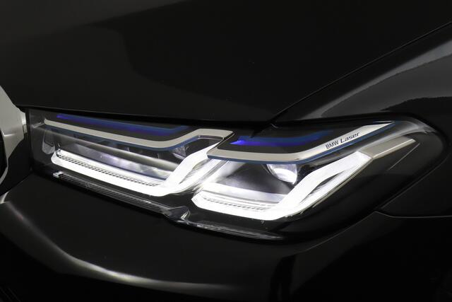 BMW 5-SERIE Touring 520e Business Edition+ Pano-Dak Elektr. Trekhaak Adapt. Cruise