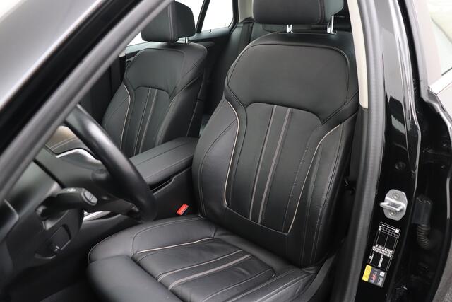 BMW 5-SERIE Touring 520e Business Edition+ Pano-Dak Elektr. Trekhaak Adapt. Cruise