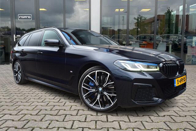 BMW 5-SERIE Touring 530d xDrive M-Sport | Pano | Trekhaak | 360 Camera | H&K | Nappa |