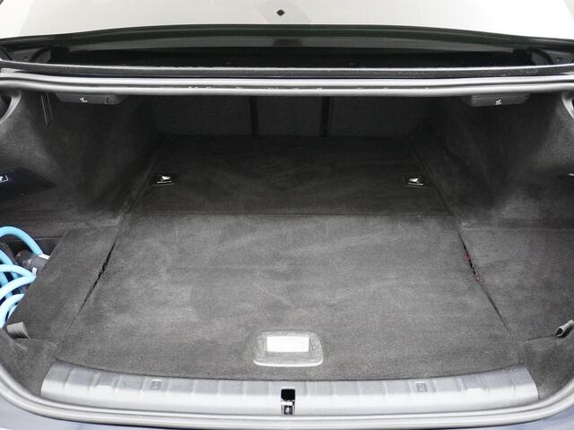 BMW 5-SERIE 530e iPerformance Executive Camera | Head Up | Navigatie |