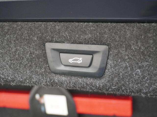 BMW 5-SERIE 530e iPerformance Executive Camera | Head Up | Navigatie |