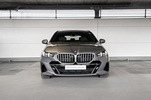 BMW 5-SERIE Touring 530e