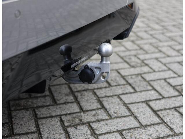 BMW 5-SERIE 530e Touring *Pano*Trekhaak*Harman/Kardon*M Sport Pro*