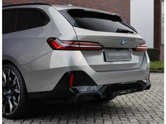 BMW 5-SERIE 530e Touring *Pano*Trekhaak*Harman/Kardon*M Sport Pro*