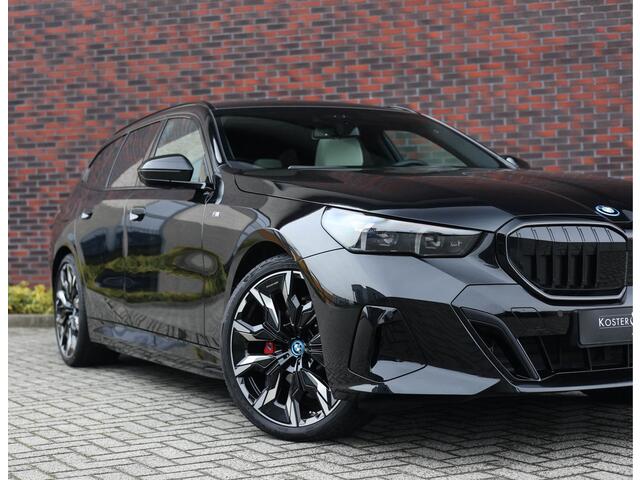 BMW 5-SERIE Touring 530e xDrive *M Sport Pro*Pano*HUD*Trekhaak*Bow&Wil*