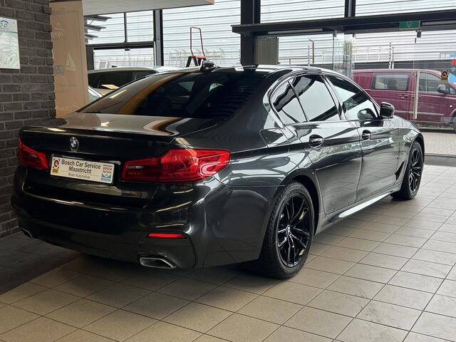 BMW 5-SERIE 520i High Executive Edition