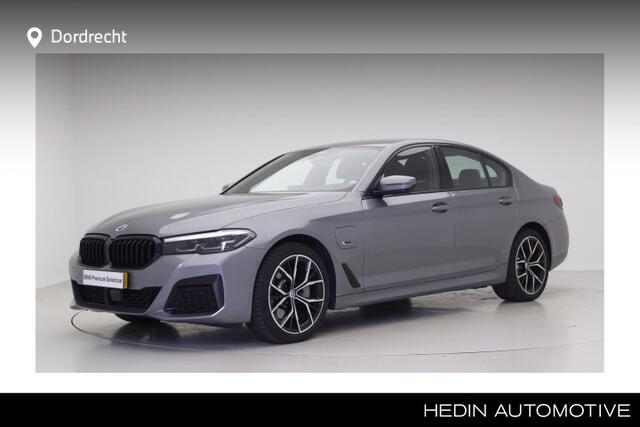 BMW 5-SERIE 530e M-Sport | 19" | Trekhaak | Harman Kardon | Driving Assistant Professional |