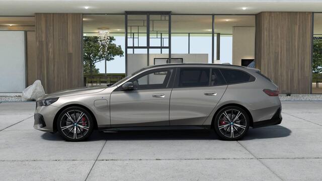 BMW 5-SERIE Touring 530e M Sportpakket Pro Aut.