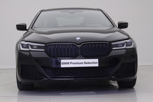 BMW 5-SERIE 520e M-Sport | Hifi | Laser | Comfortzetels | 19"
