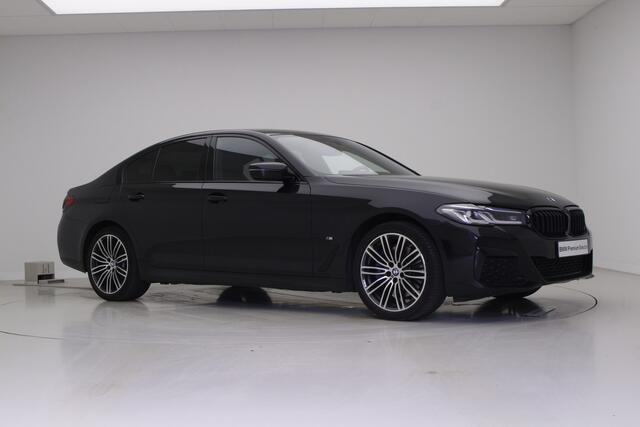 BMW 5-SERIE 520e M-Sport | Hifi | Laser | Comfortzetels | 19"