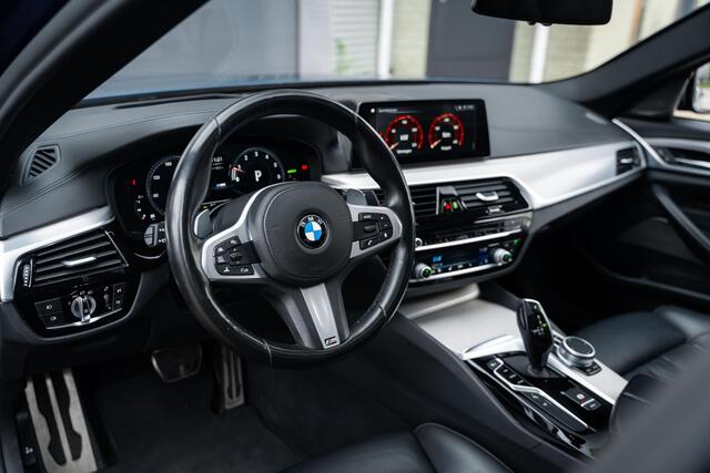 BMW 5-SERIE 540i High Executive Edition |Head-Up |Schuifdak| achterasbesturing |ACC |Harman Kardon |