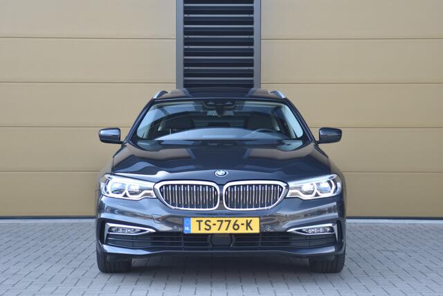 BMW 5-SERIE Touring 540i xDrive High Executive * Luxury line * Comfortstoelen * Apple CarPlay * Trekhaak * HiFI *
