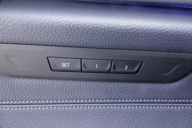 BMW 5-SERIE 530e iPerformance eDrive Edition | Schuif-Kanteldak | HUD | Memory | ACC | Adaptieve |
