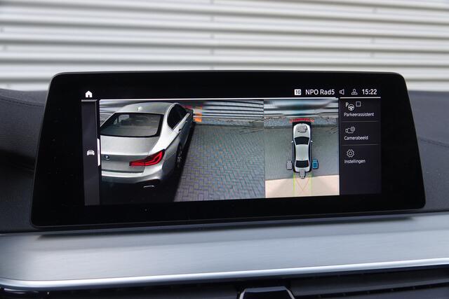 BMW 5-SERIE 530e iPerformance eDrive Edition | Schuif-Kanteldak | HUD | Memory | ACC | Adaptieve |