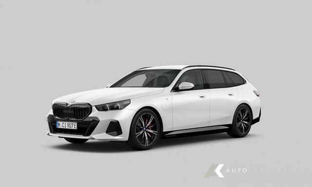 BMW 5-SERIE 530e xDrive M Sport Pro | Shadow | Head-Up | H/K | Driving Ass. Plus | Trekhaak | 20' Inch |