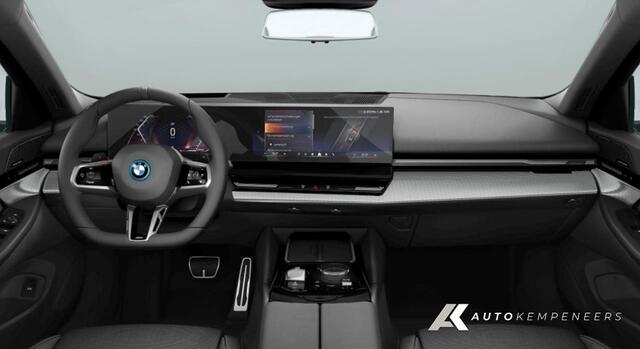 BMW 5-SERIE 530e xDrive M Sport Pro | Shadow | Head-Up | H/K | Driving Ass. Plus | Trekhaak | 20' Inch |