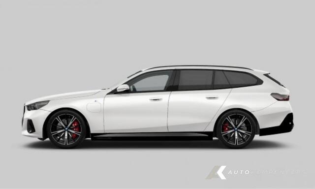 BMW 5-SERIE 530e xDrive M Sport Pro | Shadow | Head-Up | H/K | Driving Ass. Plus | Trekhaak | 20' Inch |