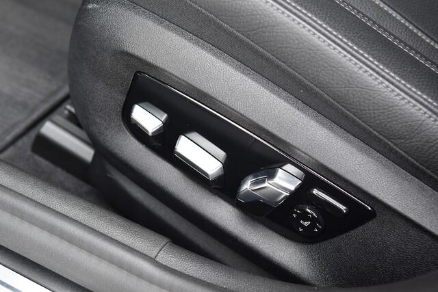 BMW 5-SERIE 520i Business Edition Plus * Comfort stoelen * Laser * Leder * Live cockpit * Grootlicht assistent *