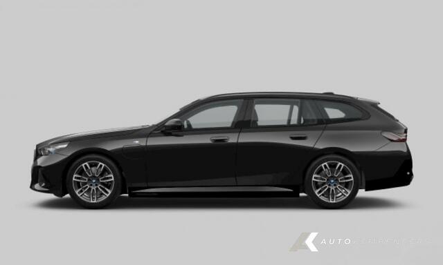 BMW 5-SERIE 530e xDrive M Sport | Trekhaak | Head-Up | 360° camera | Keyless entry | Adapt. led |