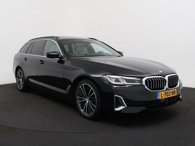 BMW 5-SERIE Touring 520i High Executive | Pano | Leder | 04-2021 86.473 KM