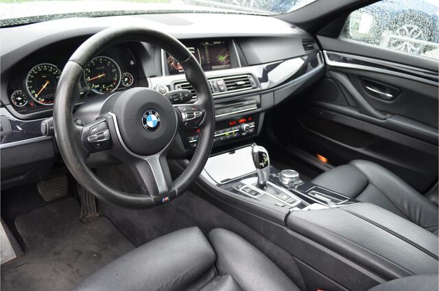 BMW 5-SERIE 520i M Sport Edition Comfortstoelen 2X Memory Camera Vol Leer dealer onderhouden NL Auto!