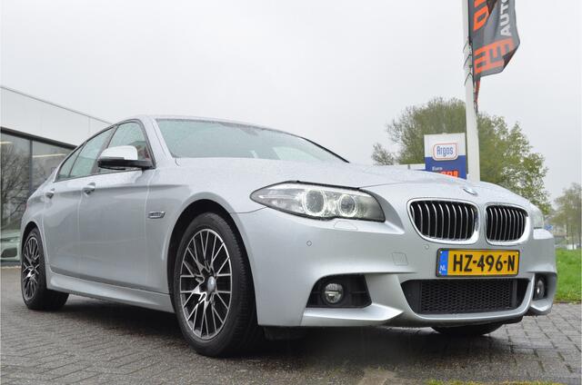 BMW 5-SERIE 520i M Sport Edition Comfortstoelen 2X Memory Camera Vol Leer dealer onderhouden NL Auto!